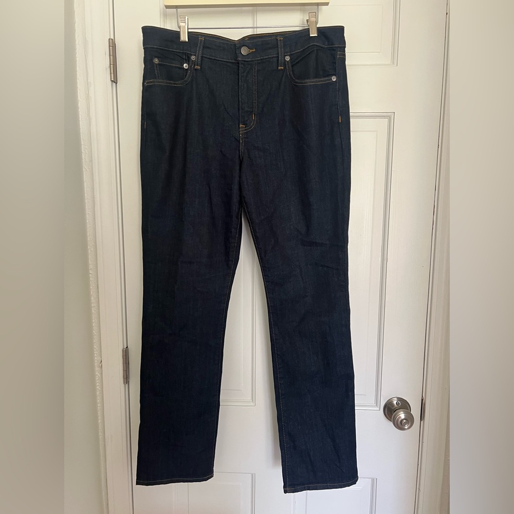 Ralph Lauren woman’s mid rise straight jeans in dark rinse 14x30 like new